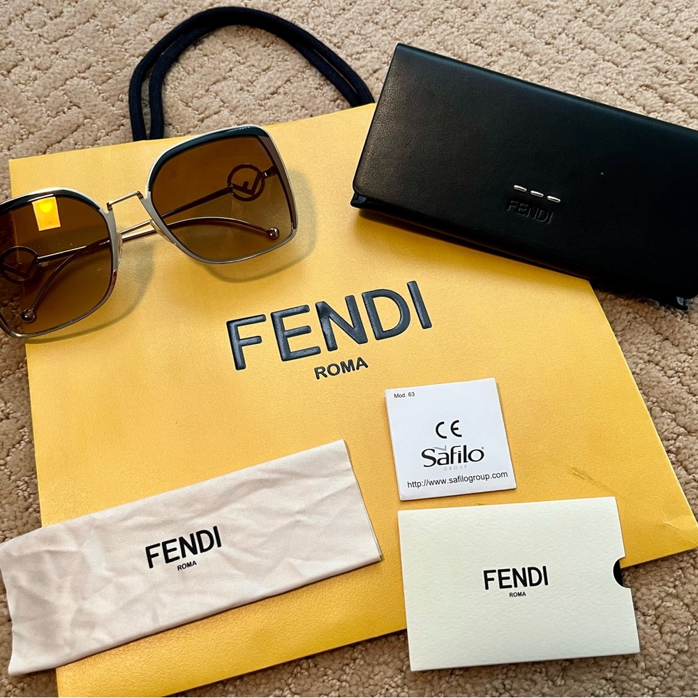 Fendi oversized women’s sunglasses 😎